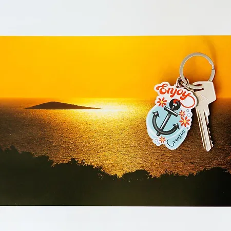 Apartman Stay,family Garden ,kids Friendly, Parking In Private Garage *