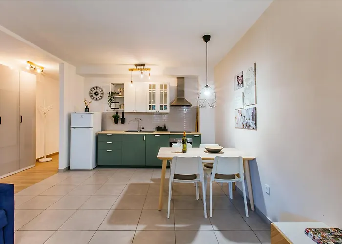 شقة Peaceful Family With Private Garage Free Parking, سبليت