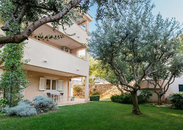 شقة Peaceful Family With Private Garage Free Parking,